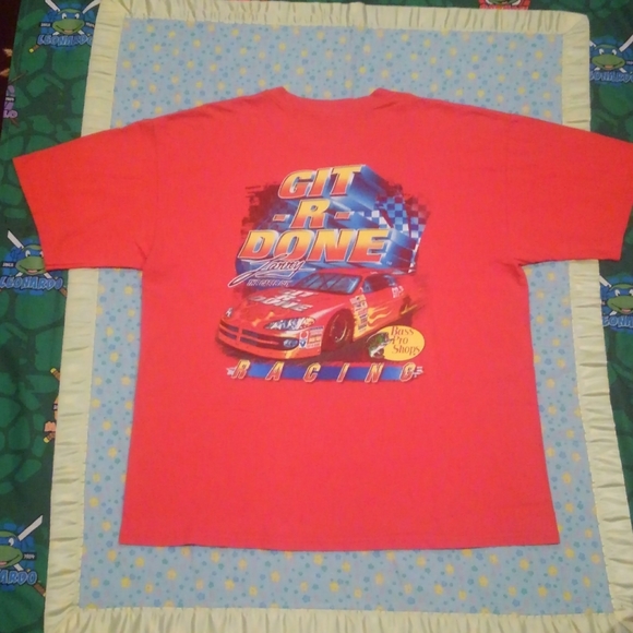 📺🏎️💨 Git R Done 🔥 Larry the Cable Guy 📺 Shirt XL Racing 🐟 Bass Pro Shops - Picture 8 of 11
